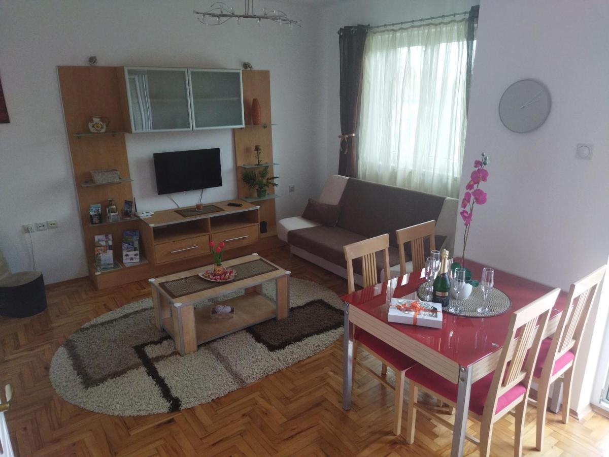 Dora Apartman Palić Extérieur photo